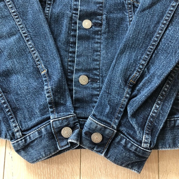 Uniqlo Classic Blue Jean Jacket Size S - Picture 8 of 12